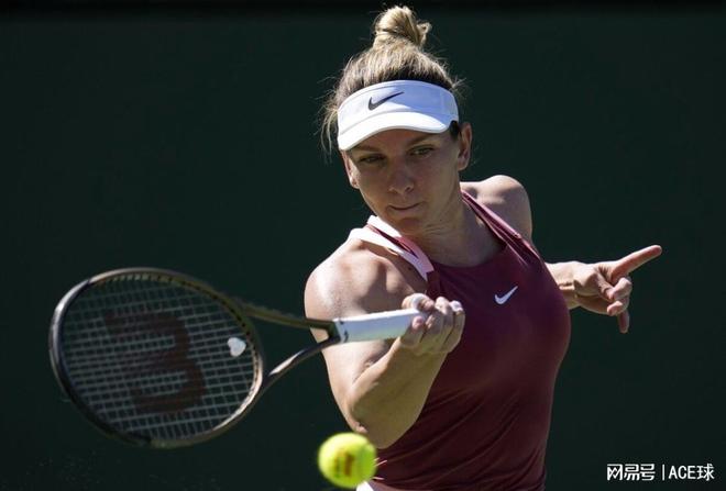 的牌局里 的牌局里